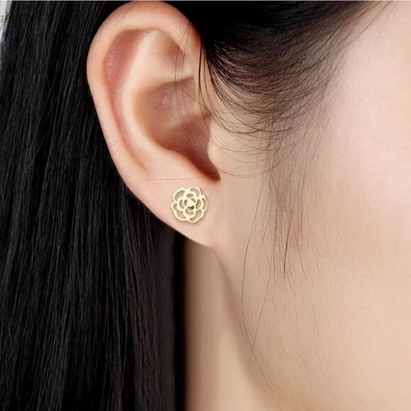 Flower Rose Floral Gold Dainty Stud Earrings - Picture 3 of 6